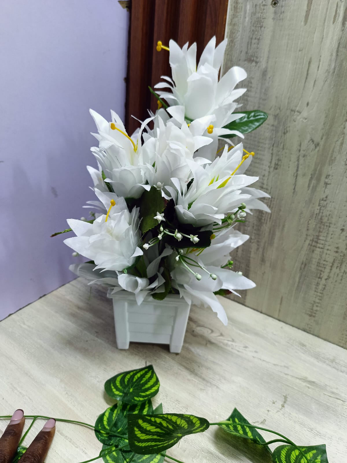 Nordic Table Top Artificial flowers Lily- white