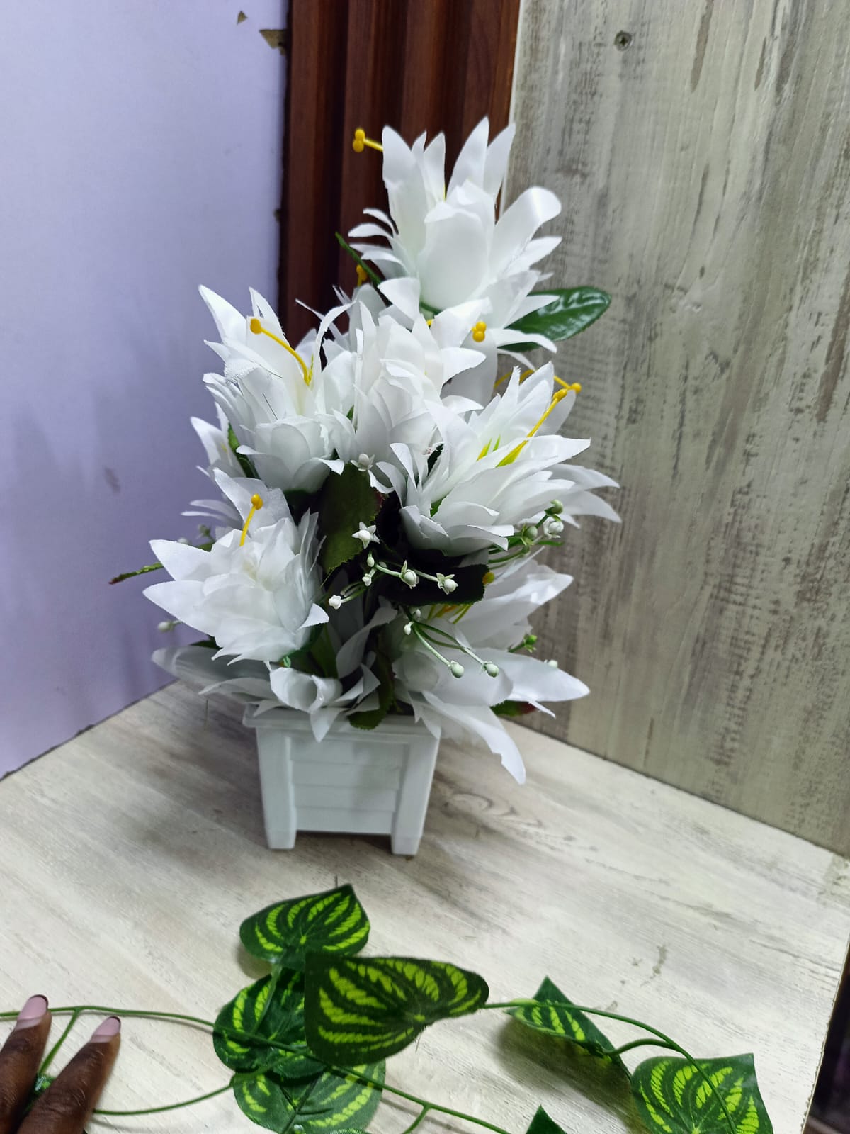 Nordic Table Top Artificial flowers Lily- white