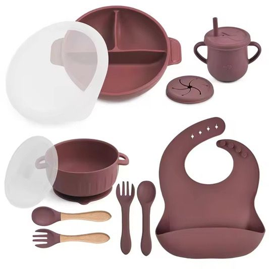 SILICONE BABY FEEDING SET WITH COVERS