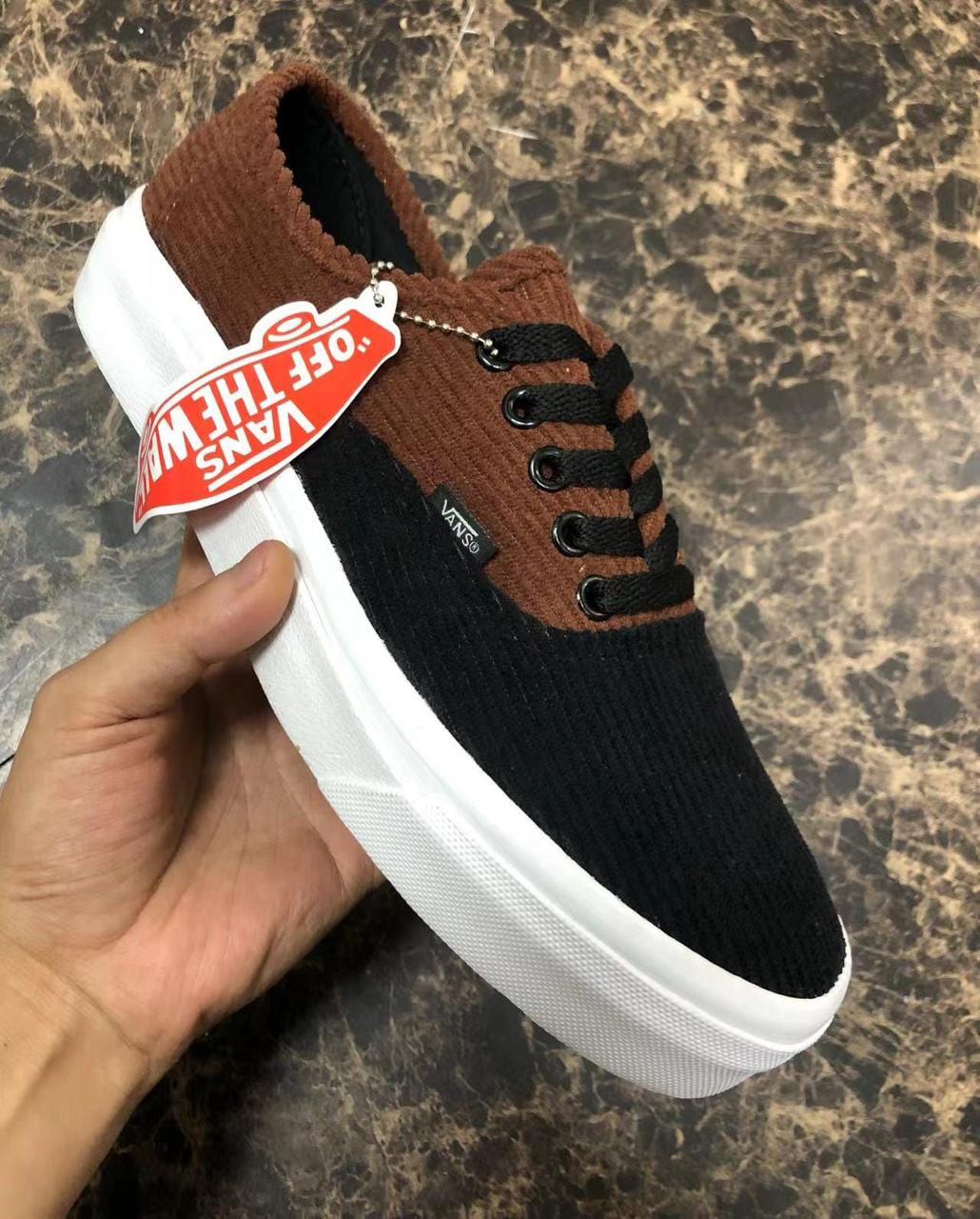 Classic Corduroy Vans off the Wall Unisex Mens and Womens Shoes Comfortable Lace Up Sneakers Fashionable Gentlemen Shoes Low Dunk Rubbers