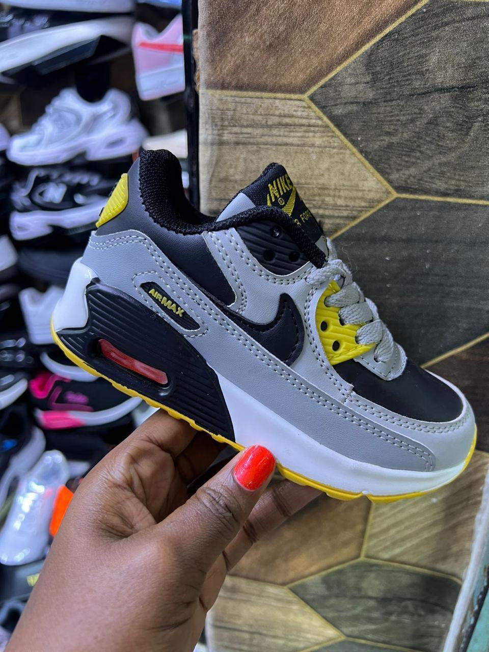 KIDS High Quality Airmax 90 Unisex Boys and Girls Shoes Comfortable Babies  Generic  Sneakers Sport Shoes