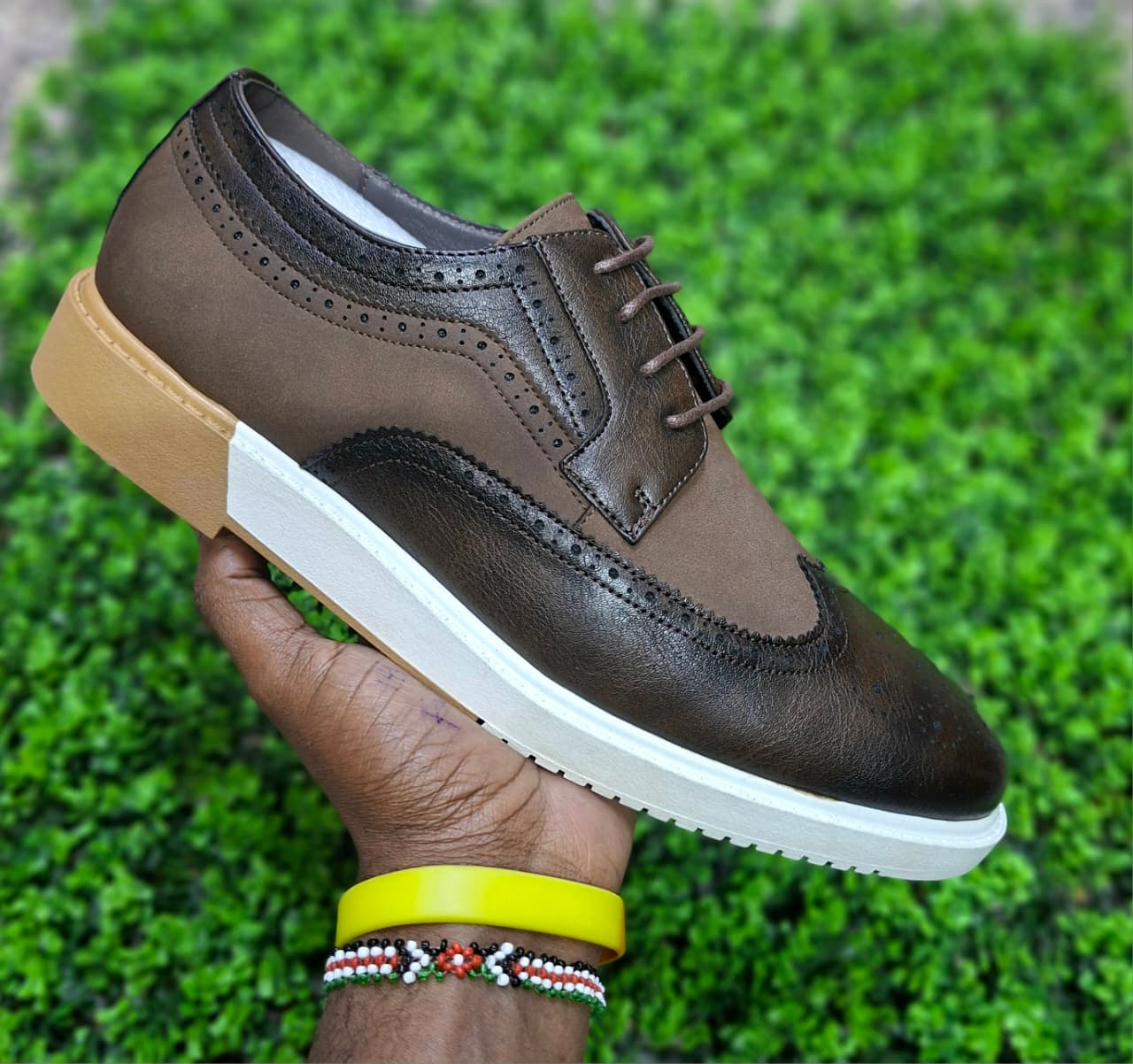 Official Timberland Men's Smart Casual Sneakers – Stylish & Versatile Shoes for Everyday Comfort Lace Up Sneakers Fashionable Unisex Shoes Low Cut Generic Sneakers Sports Shoes Sizes (40-45)