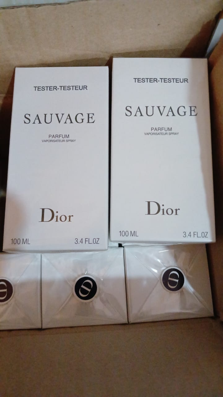 Christian Dior Sauvage Dior EDP -100ml TesterSauvage Dior  by Christian Dior is a Amber Fougere fragrance for men. Sauvage Dior was launched in 2015. The nose behind this fragrance is François Demachy