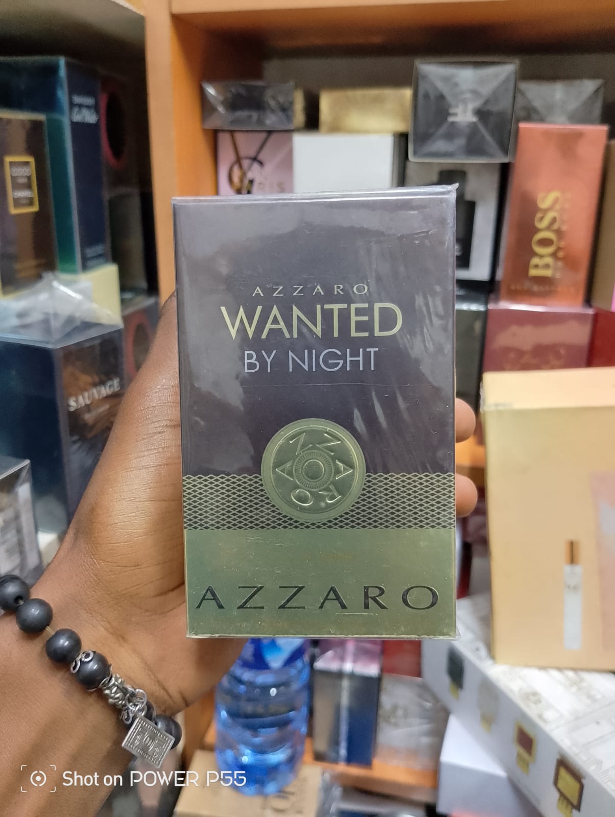 Azzaro WANTED BY NIGHTAzzaro Wanted BY NIGHT men’s cologne that was created by Firmenich perfumer Fabrice Pellegrin in 2016 . With long lasting longevity and moderate sillage, it has aromatic and fres