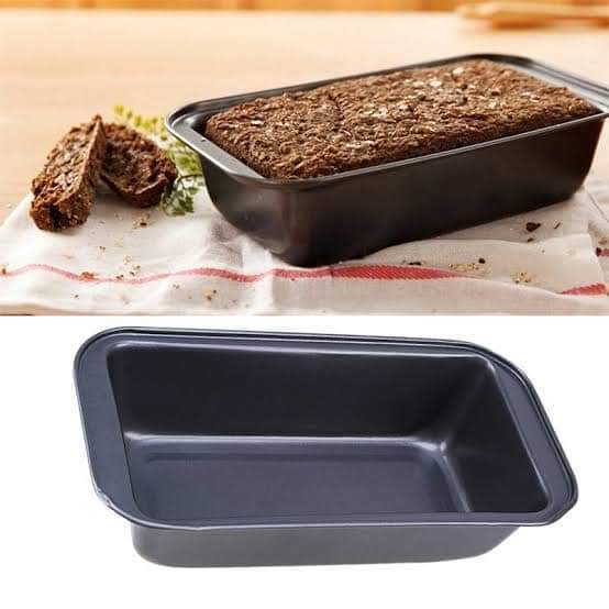 Non-Stick Bread Baking Tin - 28 x 15 cm- is an essential tool for any baking enthusiast, designed to make baking and releasing bread a breeze