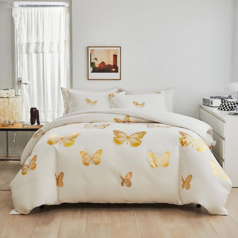 4Pcs Set CLASSY Tuffed and marble duvet covers with 1pc duvet cover, 1pc flat bed sheet and two pillow covers