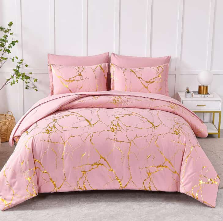 4Pcs Set CLASSY Tuffed and marble duvet covers with 1pc duvet cover, 1pc flat bed sheet and two pillow covers