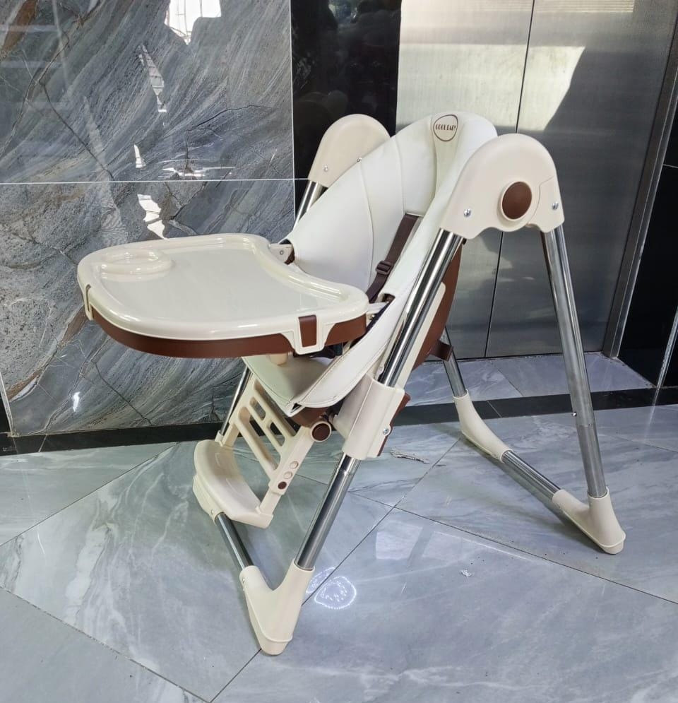 📍LATEST OFFER📍🤑DONT MISS OUT 🤑1Pc  Classy Very Kids Foldable feeding chair