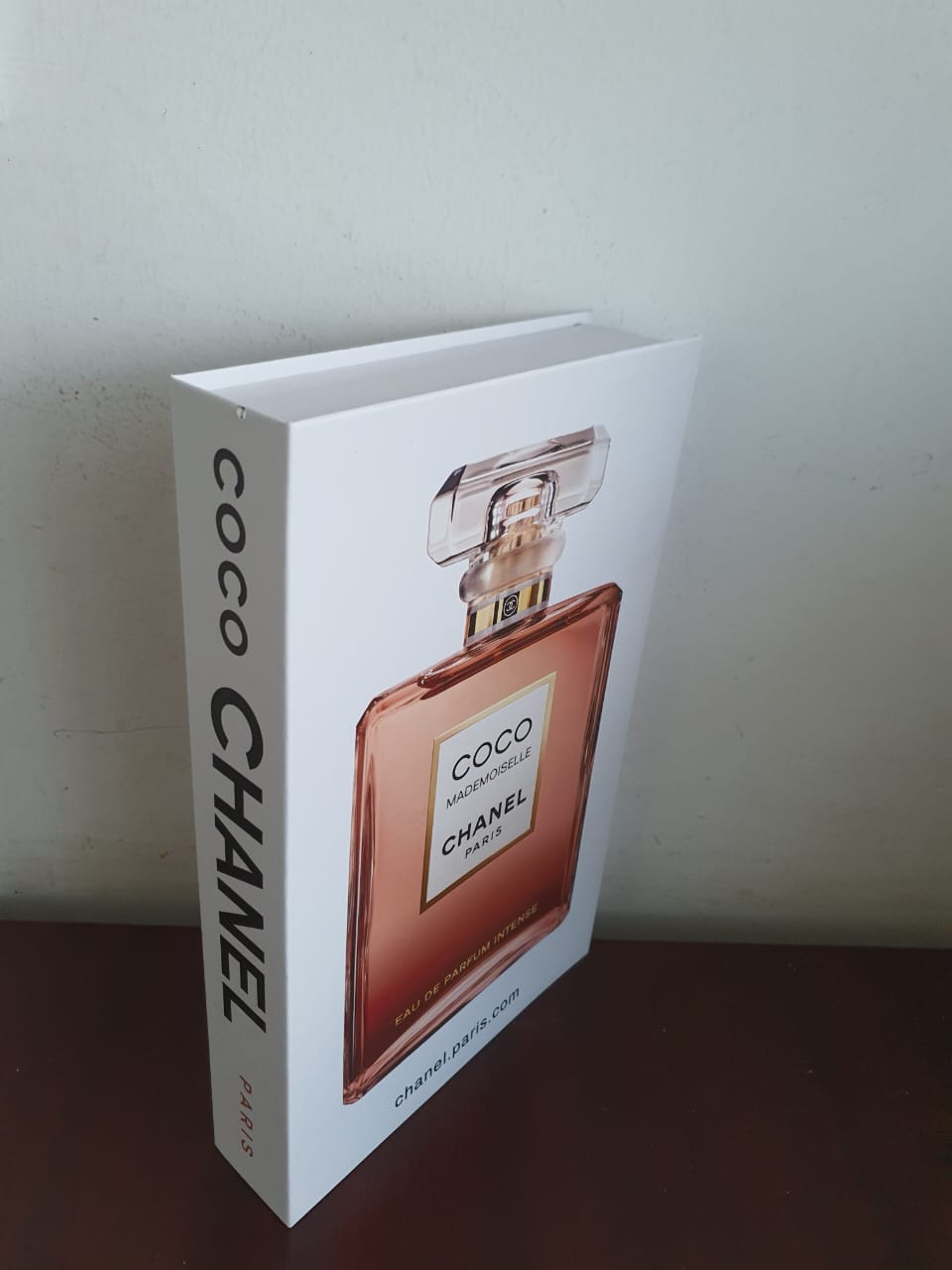 OFFER!!! OFFER!!!! 1Pc Brand New  Classy Very Quality Affordable Decorative Dummy book