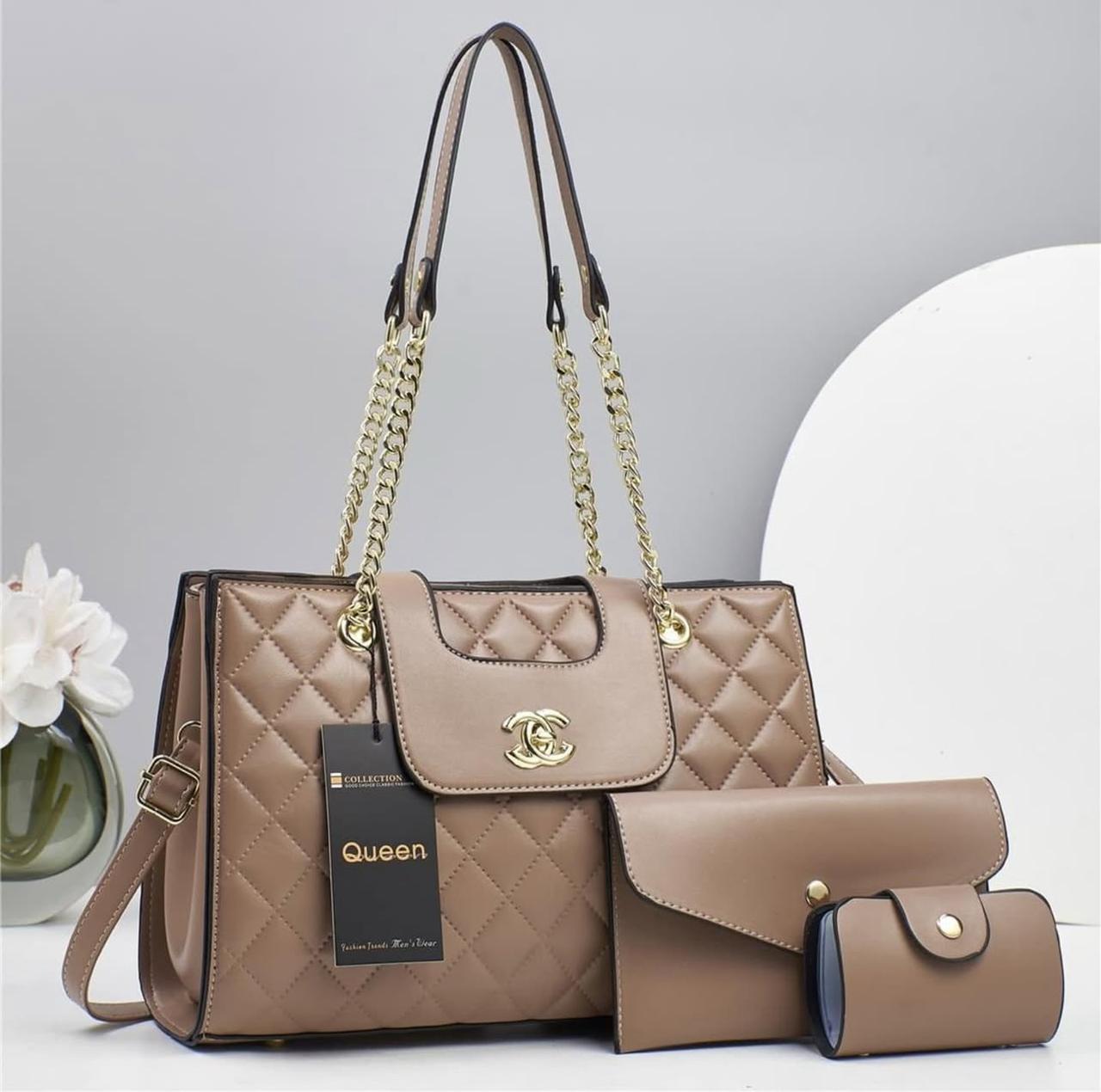 [ GRAB IT AT LOW PRICE+ ADDED OFFERS 🤩🤩✨ !!! ]  3 IN 1 New Arrival High Quality Stylish and Luxurious Comfortable Ladies Handbag ..Designed With Durability and Functionality ✔👌