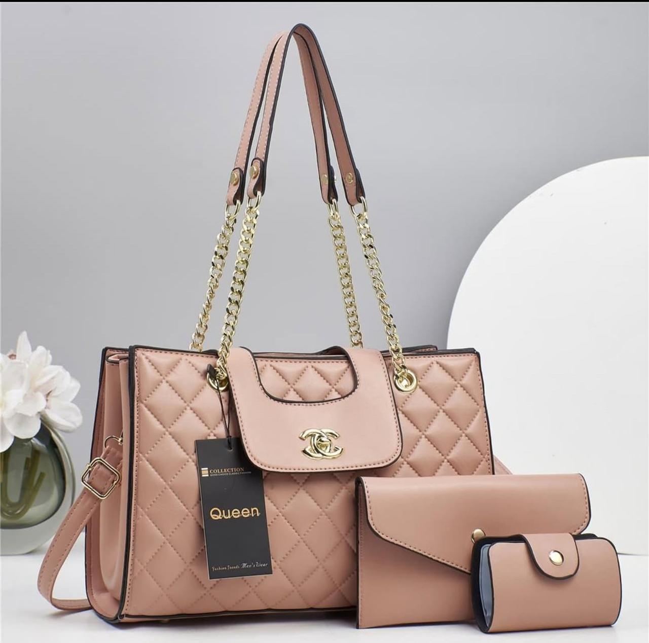 [ GRAB IT AT LOW PRICE+ ADDED OFFERS 🤩🤩✨ !!! ]  3 IN 1 New Arrival High Quality Stylish and Luxurious Comfortable Ladies Handbag ..Designed With Durability and Functionality ✔👌