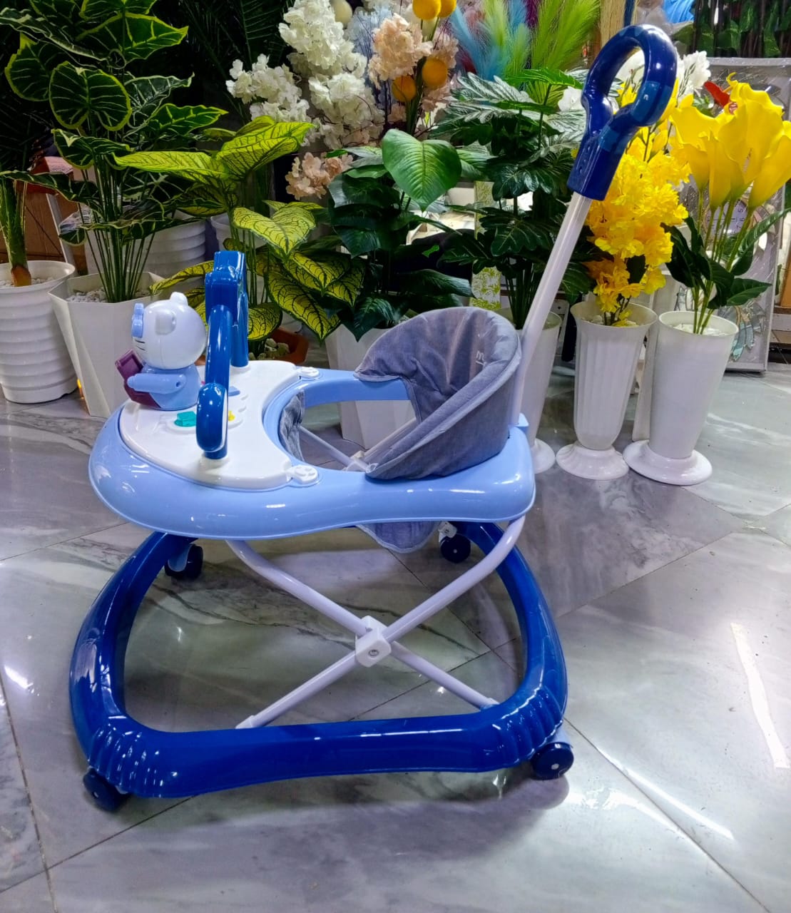[ SHOP SMART AND SAVE BIG AT AN AMAZING OFFER PRICE 🤩🤩✨ !!! 1Pc Brand New Very Quality Durable & Stylish Baby walker with push handle & melody  at Affordable Price