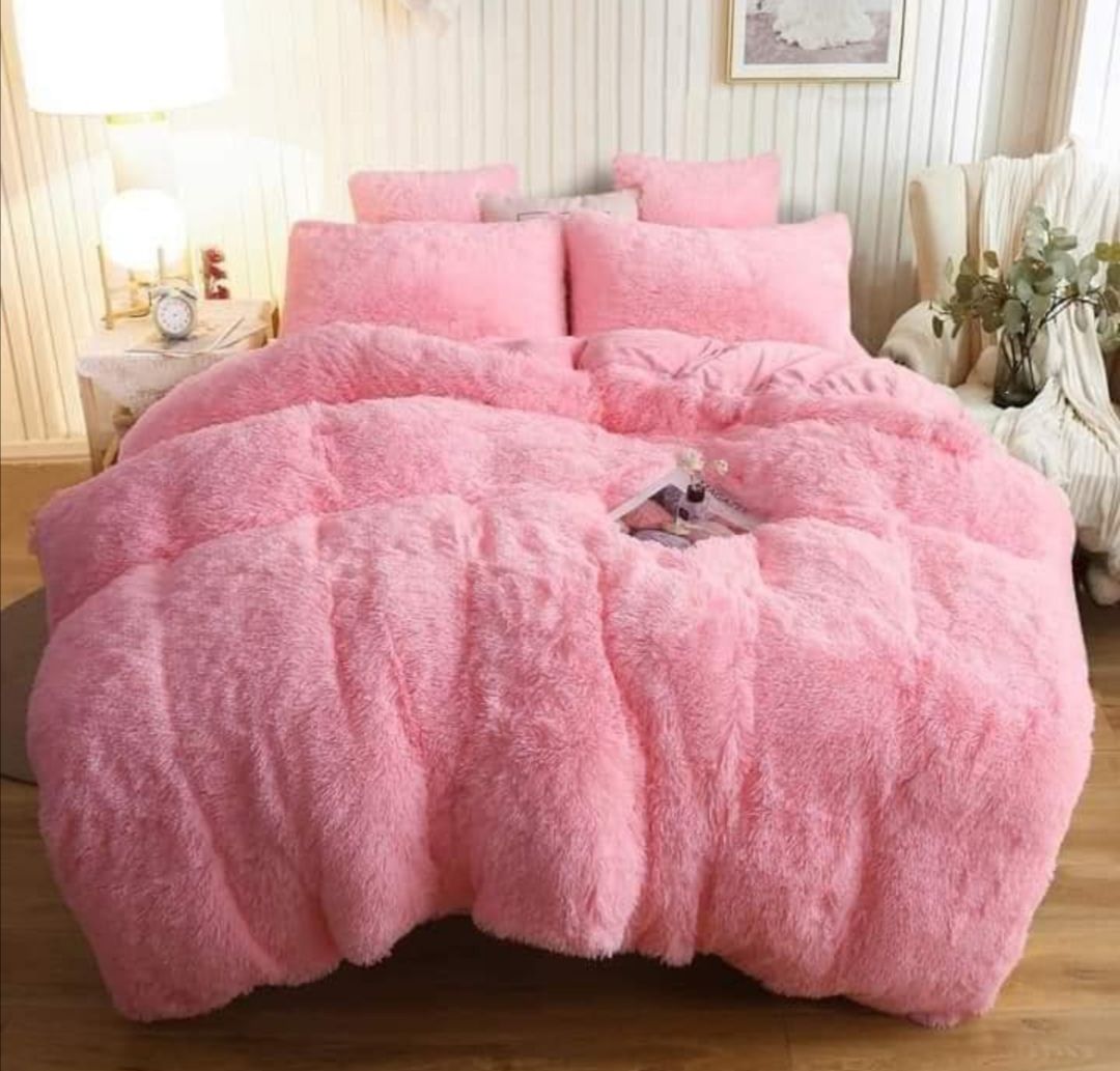 [🔥GRAB IT AT LOW PRICE+ ADDED OFFERS🔥 🥑🌽ONLY AT KILIMALL !!! ]  [ 6 x 7 ] 6pc Luxury Designs Velvet plush Fluffy Duvet set ( 1 Fluffy velvet Duvet ,1 Fleece Bedsheet & 4 pillowcases )