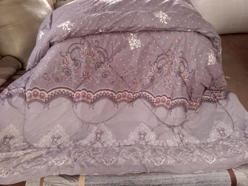 [🔥🔴 FINAL OFFER 🔴+ ADDED OFFERS🔥 🥑🌽ONLY AT KILIMALL !!! ]  [ 6 x 6 ] New Arrival Classy Very Quality Durable & Comfortable Unbinded duvets  With 1 bedsheet & 2 pillow cases )