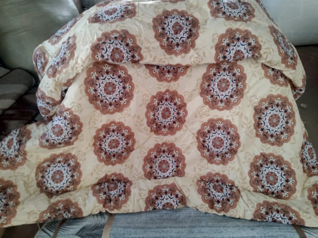 [🔥🔴 FINAL OFFER 🔴+ ADDED OFFERS🔥 🥑🌽ONLY AT KILIMALL !!! ]  [ 6 x 6 ] New Arrival Classy Very Quality Durable & Comfortable Unbinded duvets  With 1 bedsheet & 2 pillow cases )
