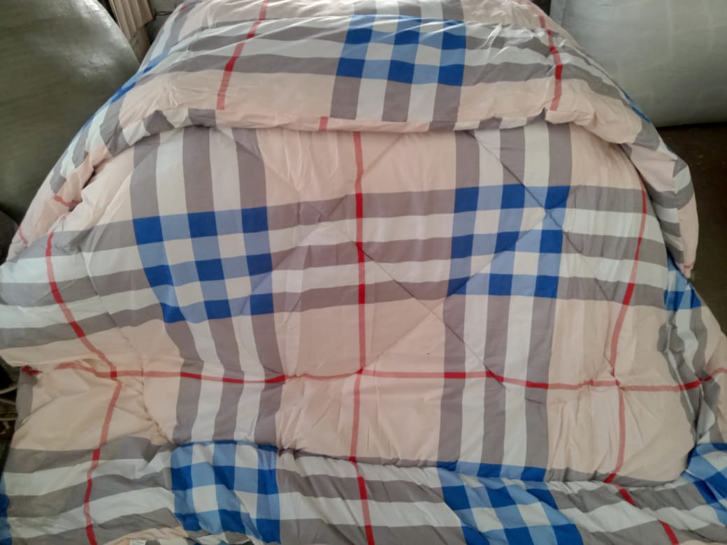 🌟 PREMIUM OFFER 🌟- [ EXPERIENCE LUXURY FOR LESS!!!]🔥 🥑🌽ONLY AT KILIMALL !!! ] [ 6 x 6 ] New Arrival Classy Very Quality Durable & Comfortable Unbinded duvets  With 1 bedsheet & 2 pillow cases )