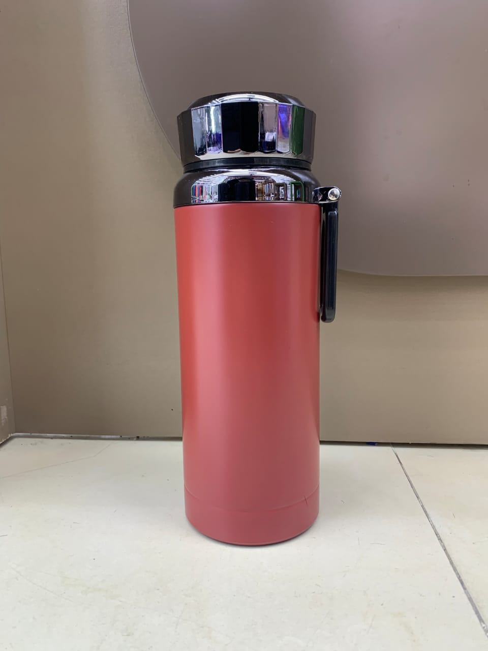 [ 🛒 BULK OFFER 🛒 + ADDED OFFERS 🤩🤩✨ !!! ] 1Pc Brand New Classy Very Quality Durable  & Portable 800ml stainless steel vacuum flask  at Affordable Price