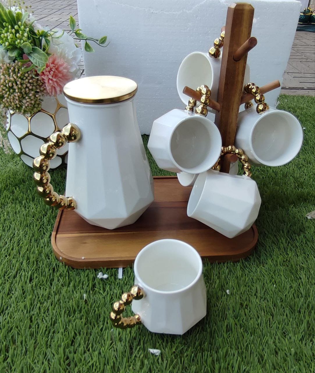 [🔥HOT DEALS 🔥 🥑🌽ONLY AT KILIMALL !!! ]  9Pcs Brand Classy High Quality Durable Kitchen  Luxurious tea set with golden handle (Bamboo holder ,Bamboo tray, 6 cups capacity & 1 Kettle capacity 1.3L