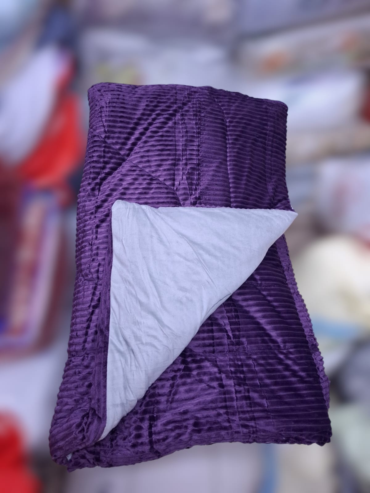 [🔥GRAB IT AT LOW PRICE+ ADDED OFFERS🌽ONLY AT KILIMALL!!]  [ 6 x 7 ] 4Pcs Brand New High Quality Durable Very Comfortable Warm Velvet duvets ( Velvet Duvet: 1pc, Pillowcases: 2pcs & Bedsheet: 1pc  )