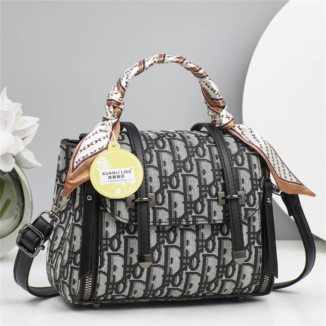 [🔥SPECIAL LIMITED OFFER🔥 🥑🌽ONLY AT KILIMALL !!! ] 1Pc Brand New High Quality Stylish and Luxurious Comfortable Ladies Handbag ...Designed With Durability and Functionality ✔👌