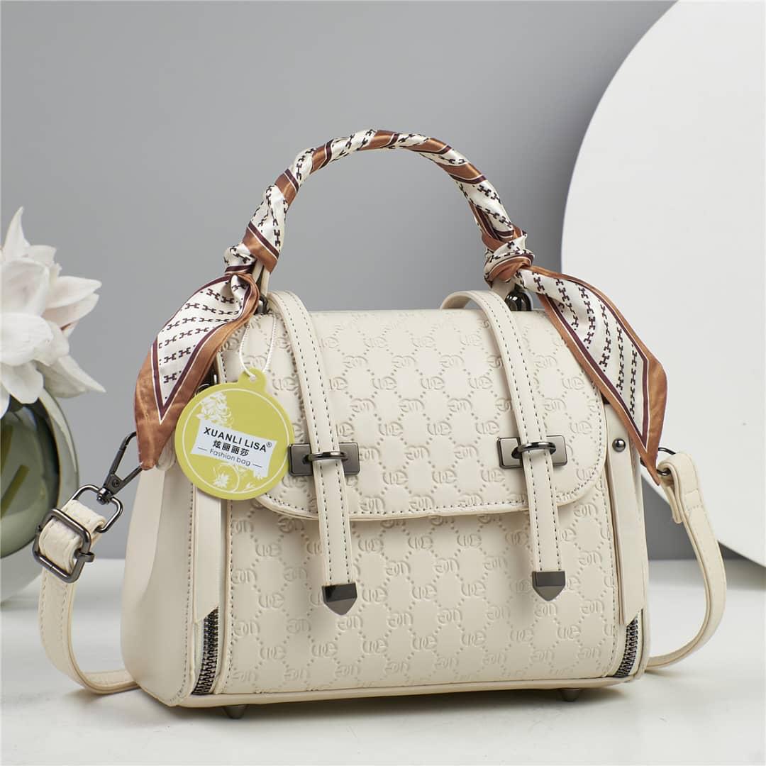 [🔥SPECIAL LIMITED OFFER🔥 🥑🌽ONLY AT KILIMALL !!! ] 1Pc Brand New High Quality Stylish and Luxurious Comfortable Ladies Handbag ...Designed With Durability and Functionality ✔👌