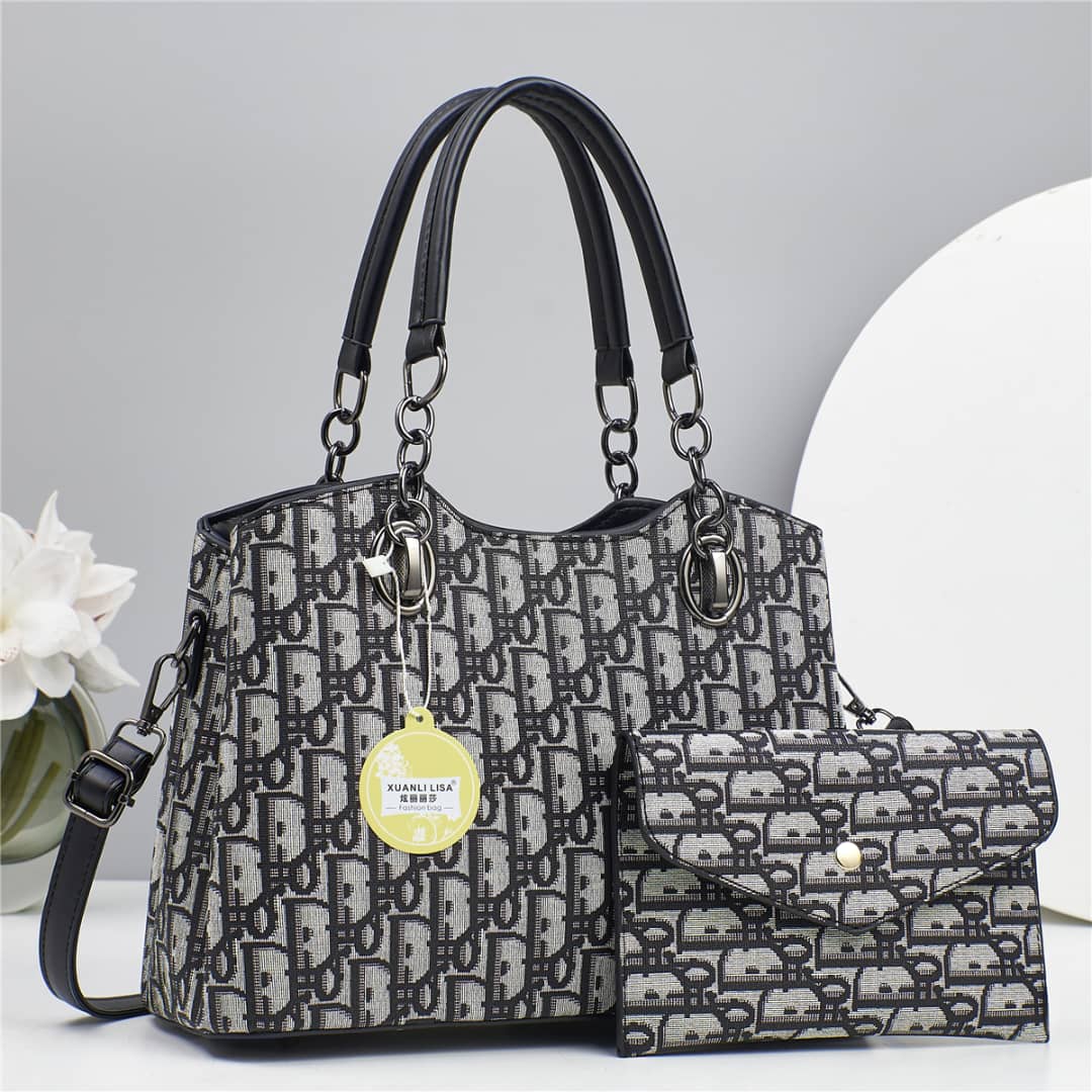 [ SHOP SMART AND SAVE BIG AT AN AMAZING OFFER PRICE 🤩🤩✨ !!! 2 in 1 New Arrival High Quality Stylish and Luxurious Comfortable Ladies Handbag ..Designed With Durability and Functionality ✔👌