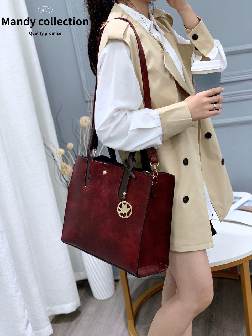 🛍️ DAILY OFFER 🛍️ - A 1 pc Women Handbag very high quality adorable And At Affordable Price