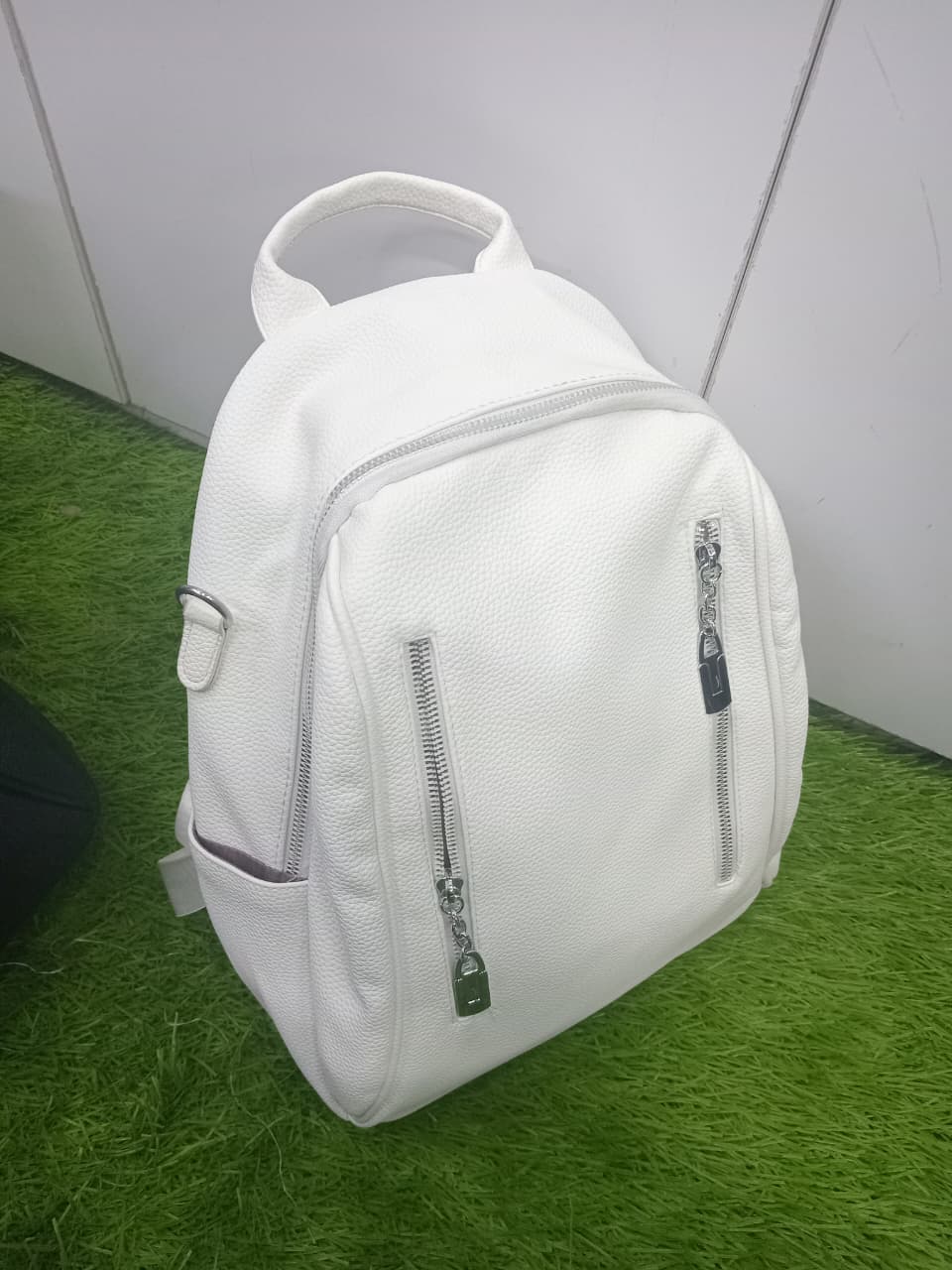 🧨 CLEARANCE OFFER 🧨 - Women's Fashionable Handbag | Durable & Stylish | Zipper Shoulder Bag for Daily, Work, Shopping & Travel