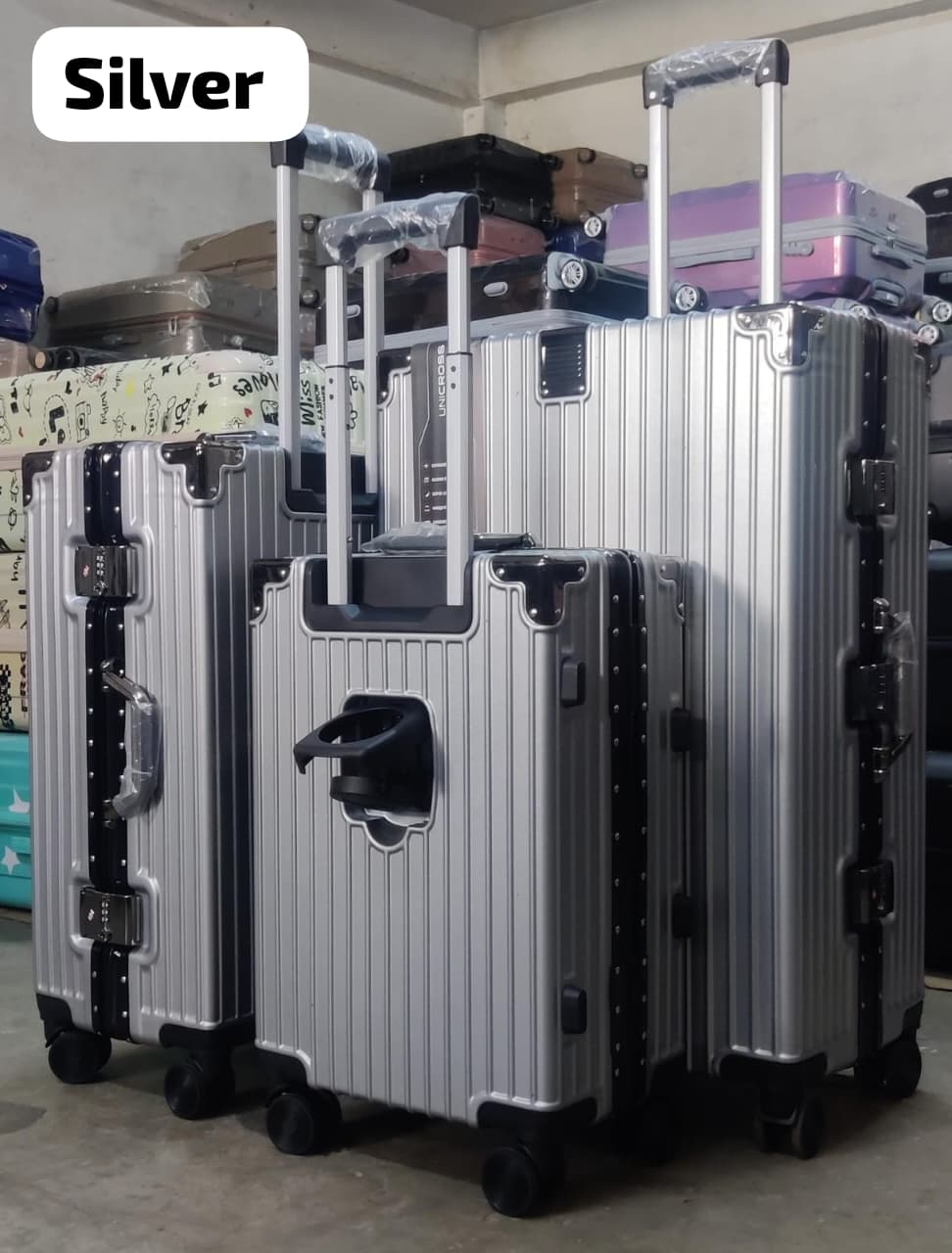 ⚡ FAST SELLING OFFER ⚡ - 3-Piece Fibre Suitcase Set, Sizes 20, 24 & 28, Durable, Lightweight & High-Quality