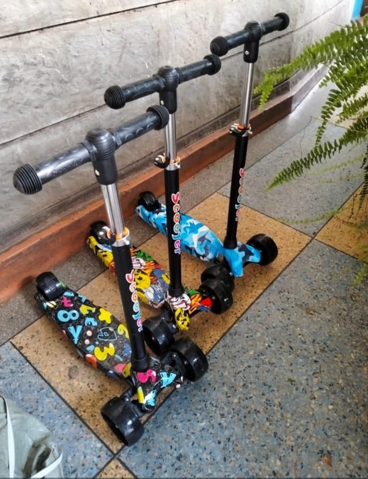 🎁 GIFT OFFER 🎁 - A 1 pc scooter adjustable height light effect foldable at best price and of very high quality