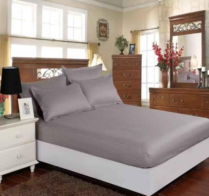 6 pcs 6*7 Bedding Set Fitted White Cotton Bedsheets with 1 pc fitted bedsheet  1 pc flat bedsheet 4 pillow cases