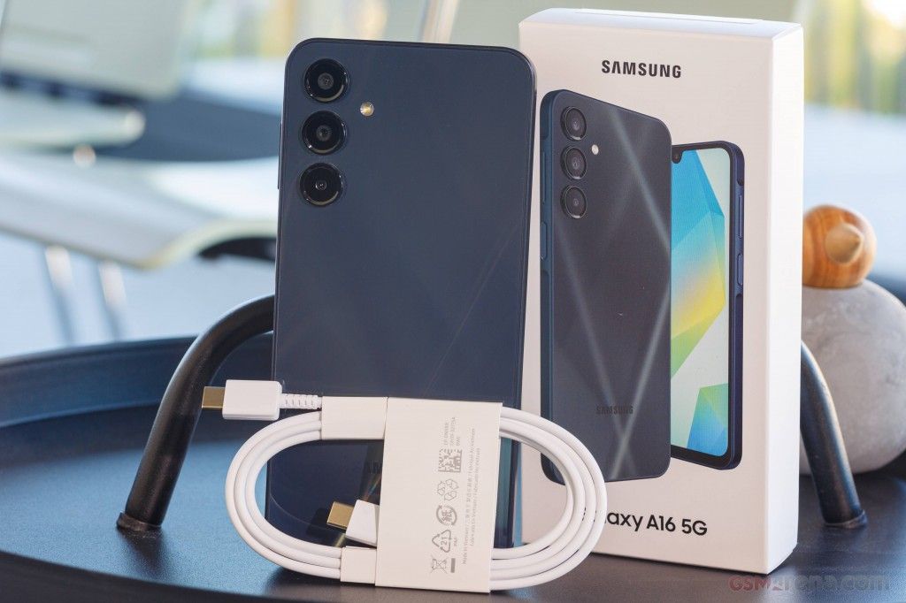 NEW ARRIVAL BRAND NEW SAMSUNG GALAXY A16, 5G 6.7'' HD+, 4GB RAM + 128GB ROM, DUAL SIM, 50MP, 5000mAh COMES WITH FREE GIFTS ( AIRPODS + SMART WATCH +POWERBANK ) FOR YOU