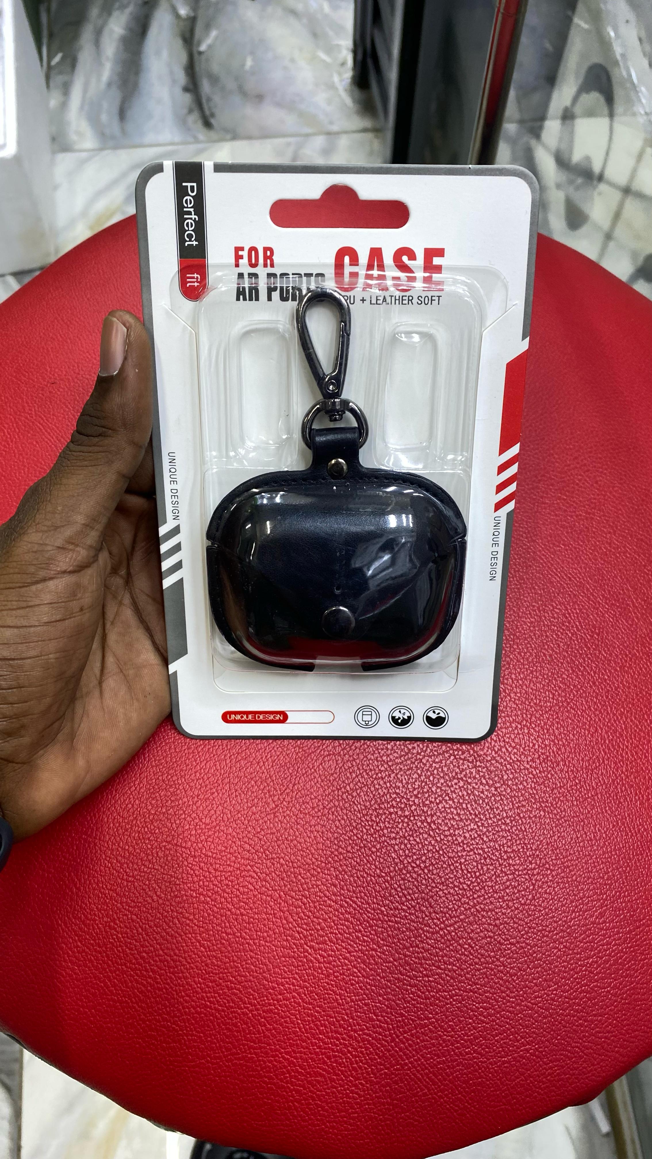 LIMITED DISCOUNT !!!BRAND NEW !!! Leather Case for Airpods Pro Luxury Protective Cover with Anti-lost Buckle for Air Pods 1 2 3