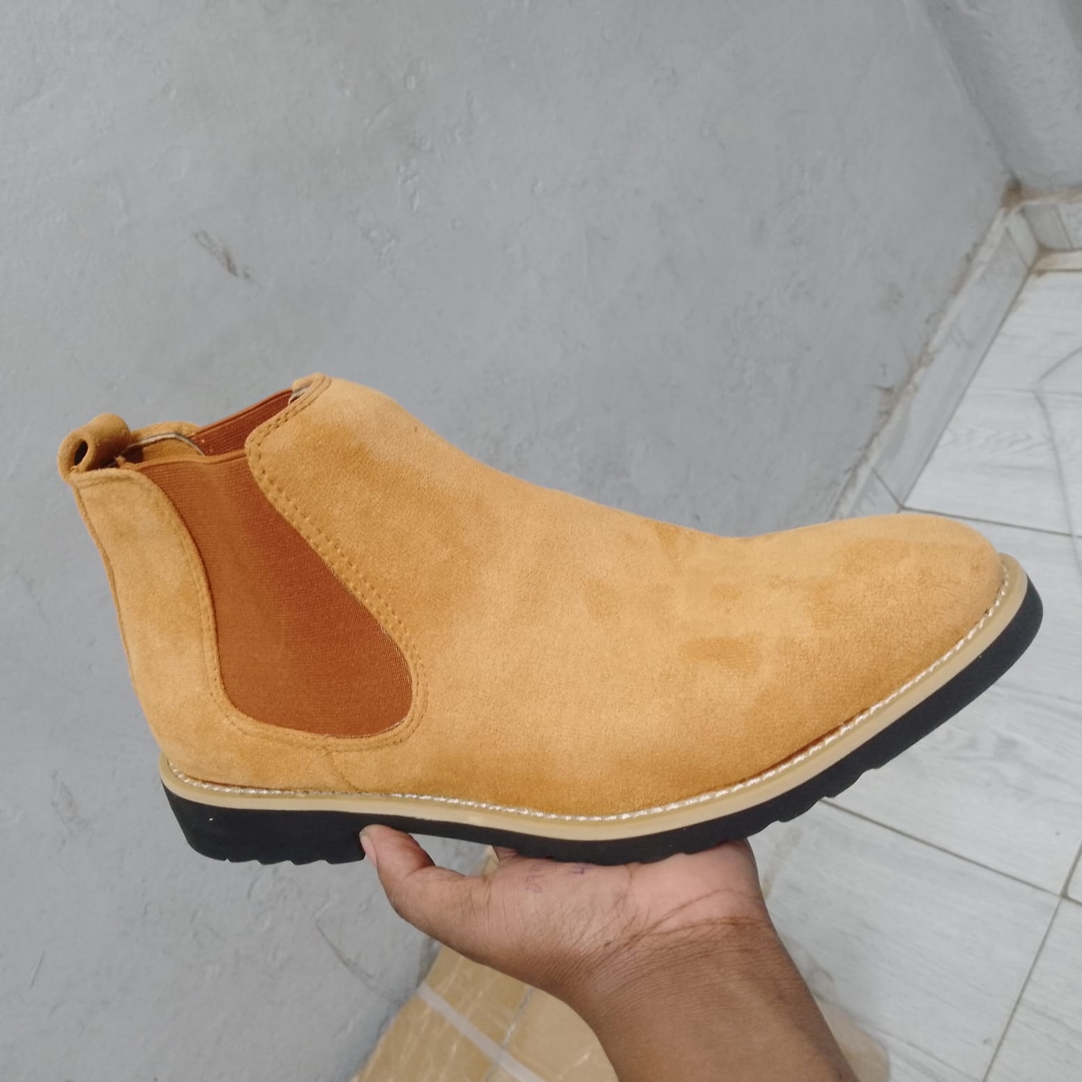 MEN BOOT SHOES.,
