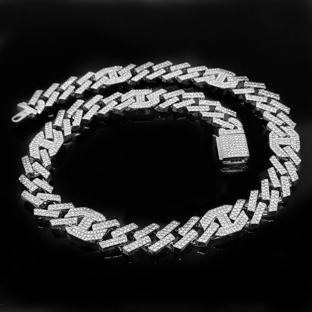 3pcs/set  European and American style Hip-hop Diamond Necklace Bracelet Men's Watch Set Silver Quartz  Full Diamond Watch Male Student Steel Band Metal Calendar Cuban Chain Set Watch