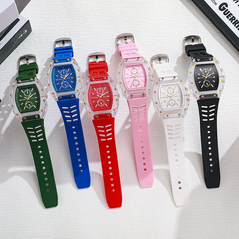 2025 New Fashion Women Luxury Watches Men Tonneau Silicone Jelly Quartz Watch For Gifts Students Wristwatch Hot