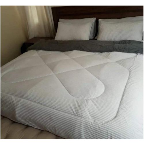 CLEARANCE OFFER 1pc Single Velvet/ Woolen Duvet (No Bedsheet, No Pillowcases) Size 6*6