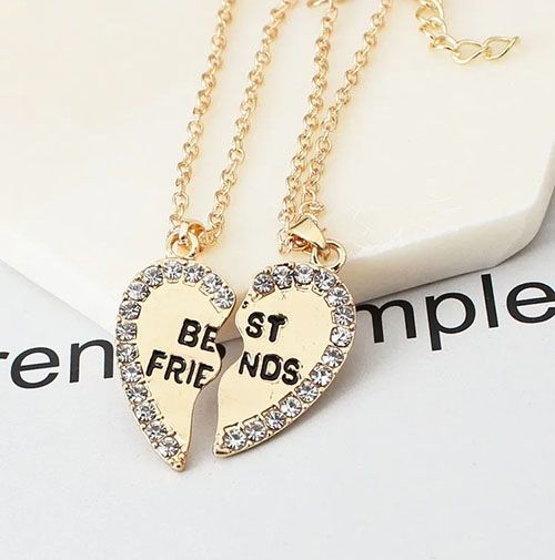 New Arrivals 2 Pcs/Set Best Friends Necklace Heart-shaped Zircon Inlaid Love Pendant Jewelry Beautiful Heart Pendant Alloy Diamond Necklace Collar Party Jewelry Accessories Gift