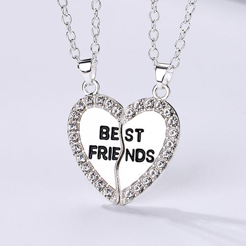 New Arrivals 2 Pcs/Set Best Friends Necklace Heart-shaped Zircon Inlaid Love Pendant Jewelry Beautiful Heart Pendant Alloy Diamond Necklace Collar Party Jewelry Accessories Gift