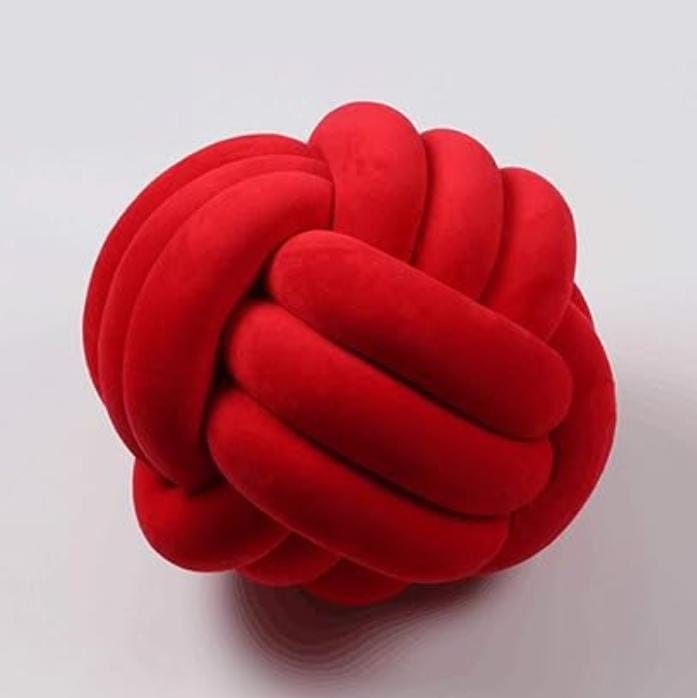 Round Knot Throw Pillow