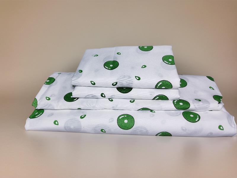 5 by 6 Super Unique Bedsheets set Of 4Pcs (2 Bedsheets & 2 Pillowcases)