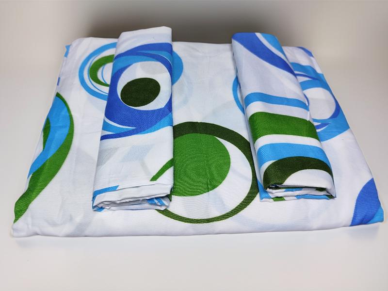 4pc 5*6 bedsheet a set of 2bedsheets, and 2 pillow cases