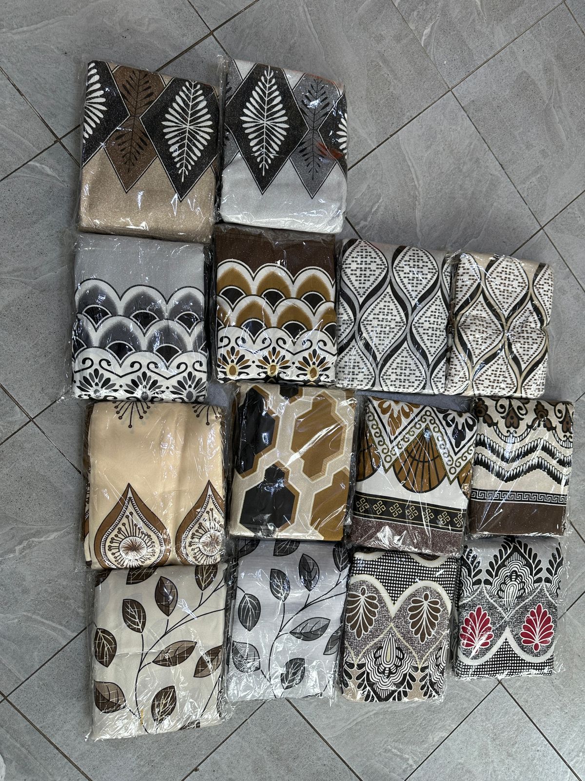 Heavy Printed Curtains 2Pcs (1.5m width each by 2.5m height)