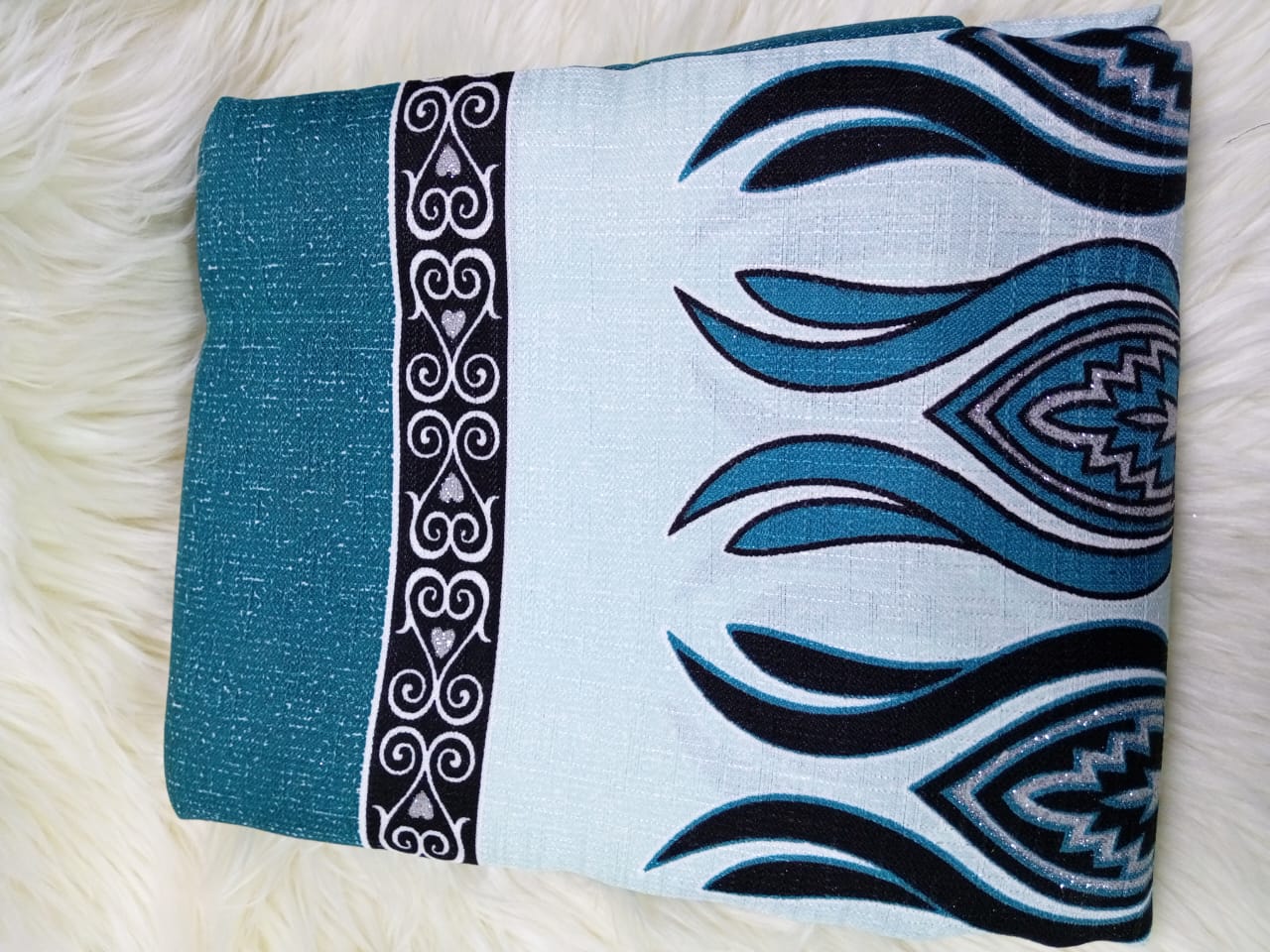 Heavy Printed Curtains 2Pcs (1.5m width each by 2.5m height)