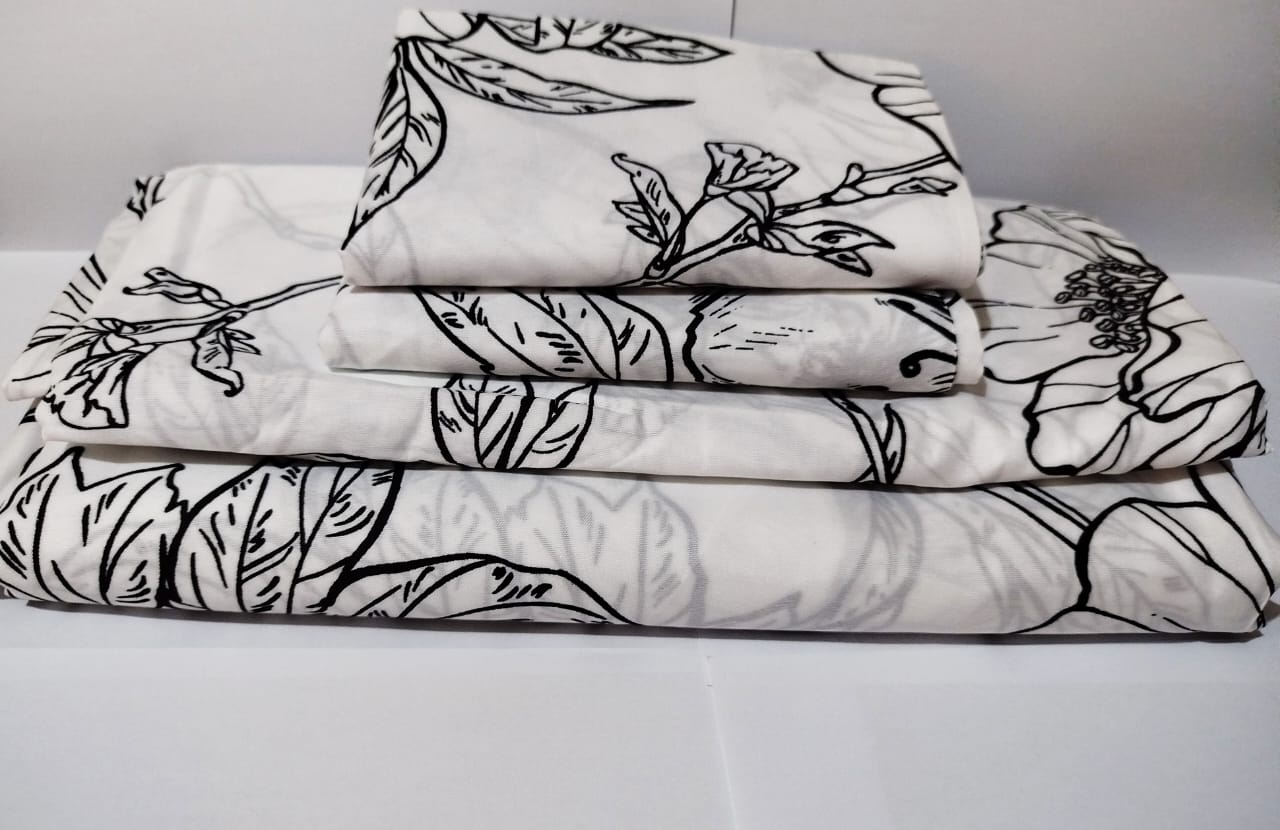 5 by 6 Super Unique Bedsheets set Of 4Pcs (2 Bedsheets & 2 Pillowcases)