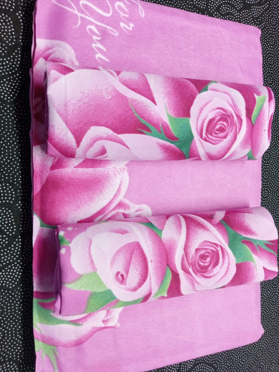 4pc 5*6 bedsheet a set of 2bedsheets, and 2 pillow cases