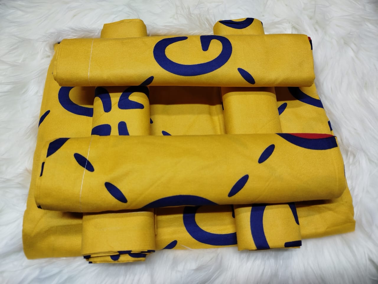 6pc set  bedsheets 6*7 (2 Bed sheets, 4 pillow cases)