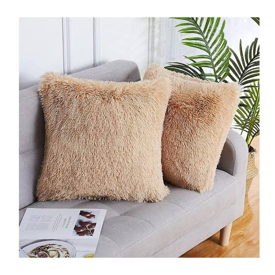 Pack of 2Pcs Throw Pillow Covers Luxury Fluffy Pillows Faux Fur Decorative Pillows Plush Cushion Case Fuzzy Mongolian Merin Style for Bed Couch Sofa Living Room Home Decor