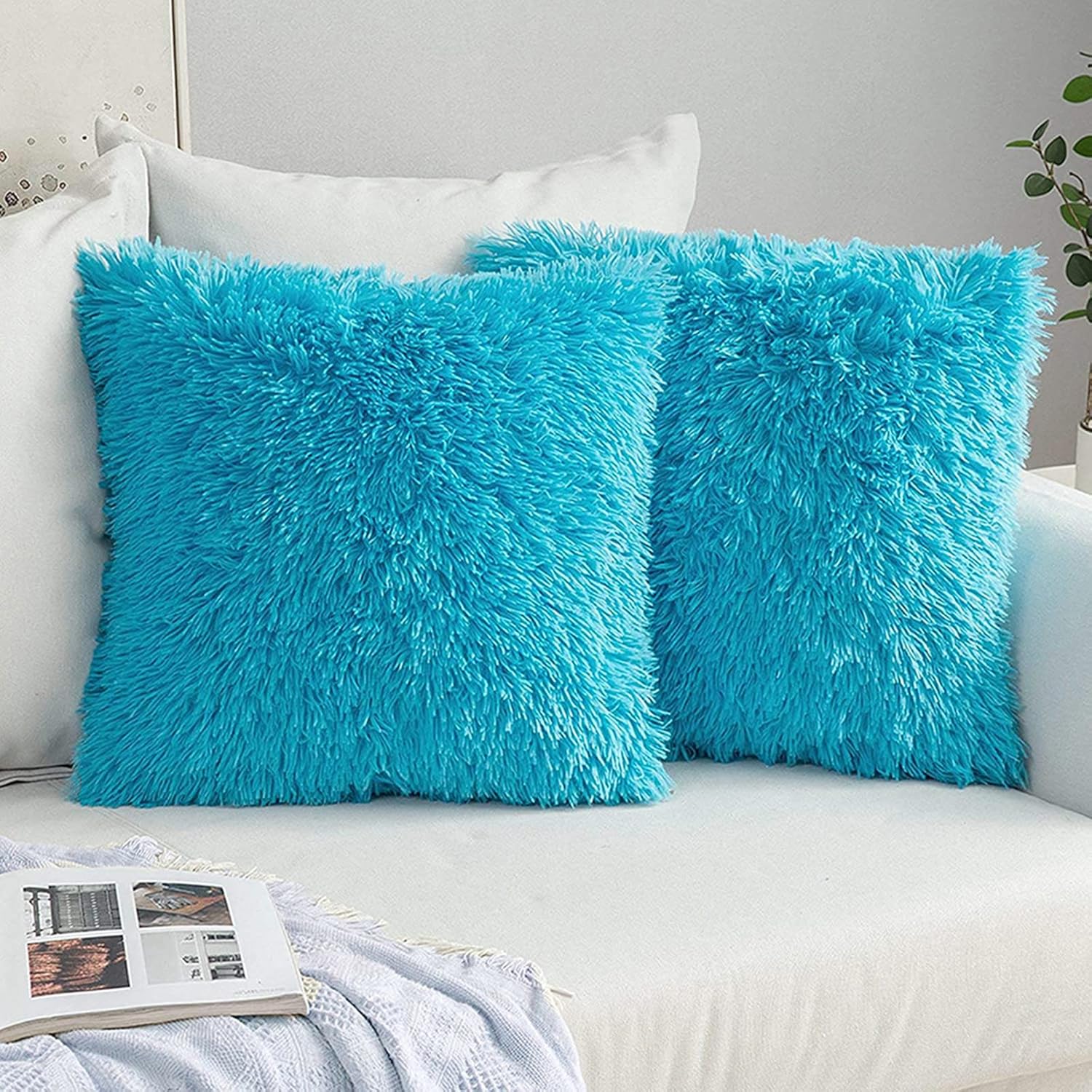 Pack of 2Pcs Throw Pillow Covers Luxury Fluffy Pillows Faux Fur Decorative Pillows Plush Cushion Case Fuzzy Mongolian Merin Style for Bed Couch Sofa Living Room Home Decor