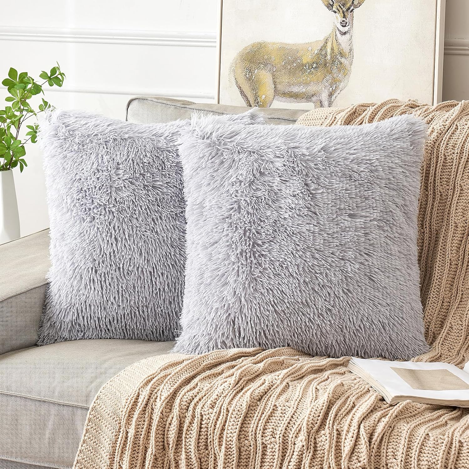Pack of 2Pcs Throw Pillow Covers Luxury Fluffy Pillows Faux Fur Decorative Pillows Plush Cushion Case Fuzzy Mongolian Merin Style for Bed Couch Sofa Living Room Home Decor